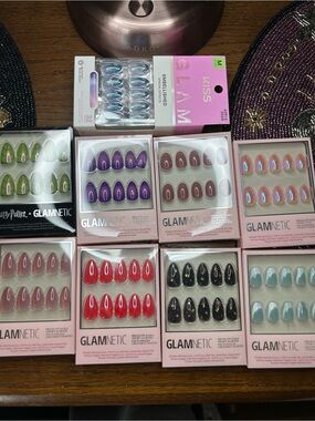 Glamnetic Nail Bundle (and Kiss Nails)